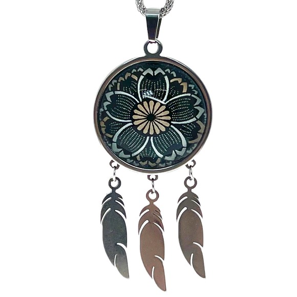 Dreamy Daisy Feather Dreamcatcher Necklace - Picture 1 of 11